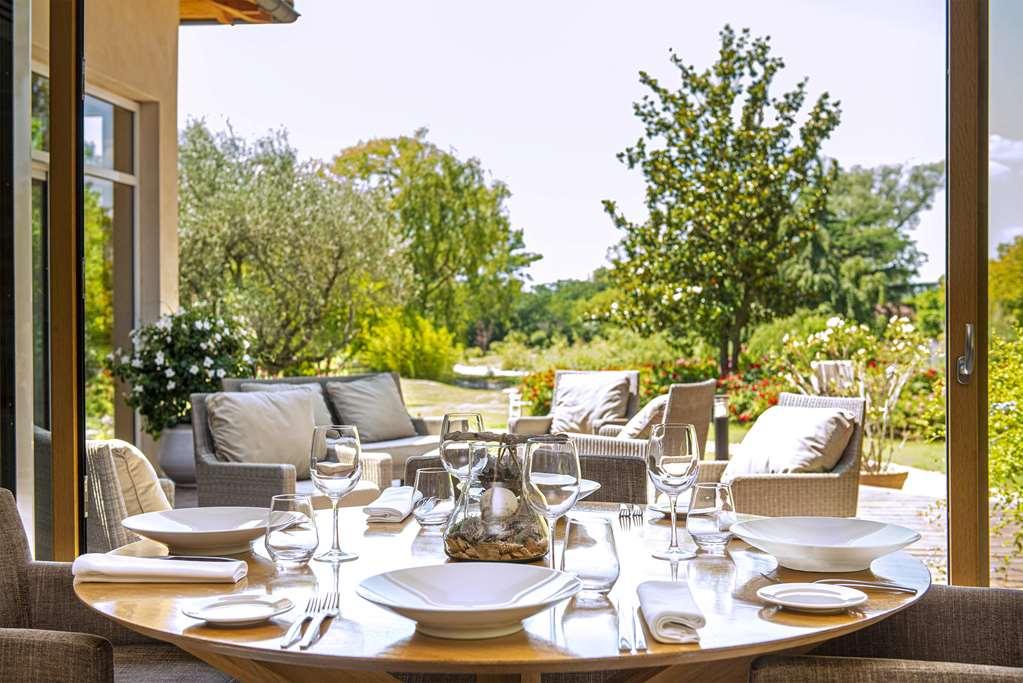 Chateau De Massillan Uchaux Restauracja zdjęcie
