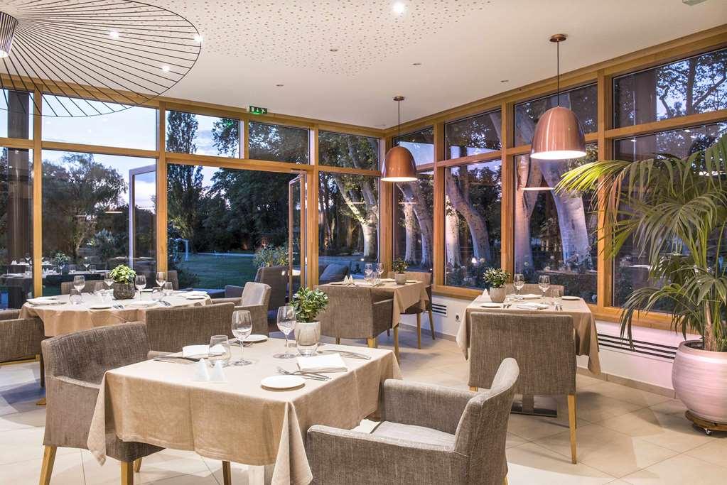 Chateau De Massillan Uchaux Restauracja zdjęcie